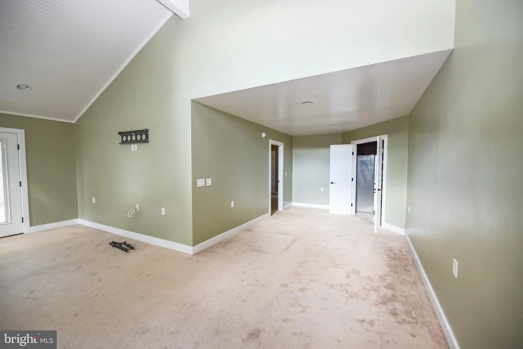 Photo of 39 N PRIMROSE LANE