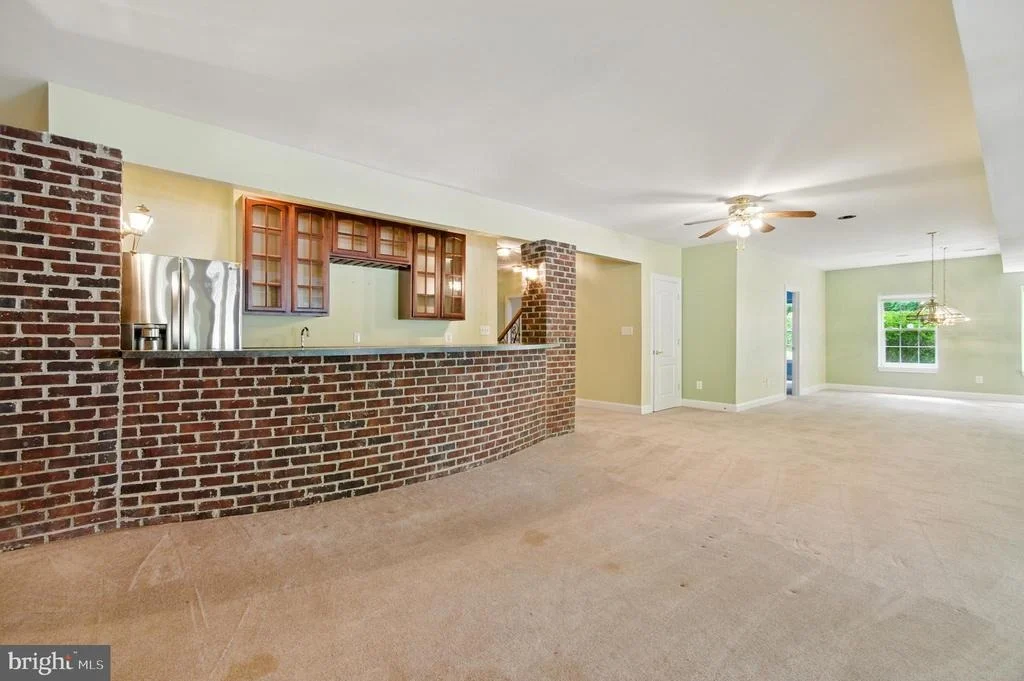 Photo of 1002 COVINGTON WAY
