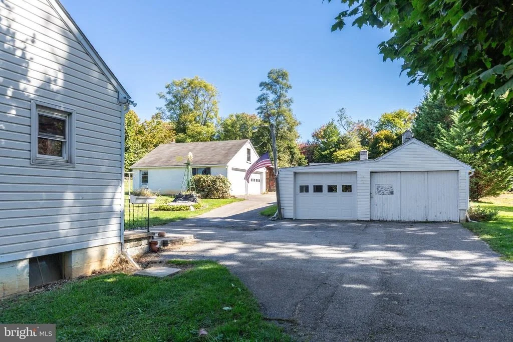 Photo of 15811 HANOVER PIKE