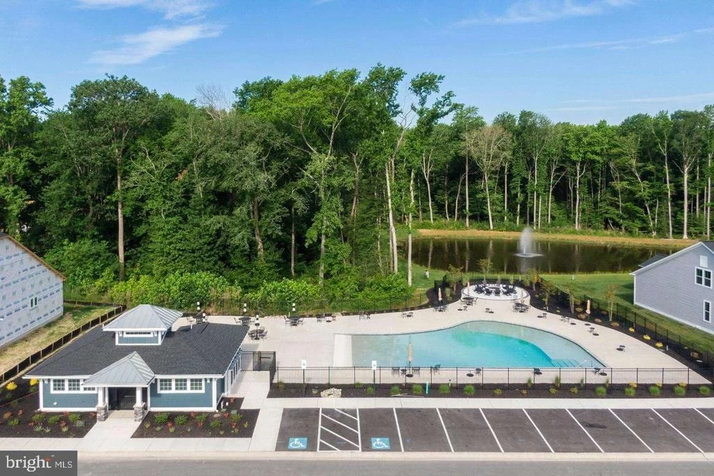 Photo of 24187 HEARTLEAF ROAD
