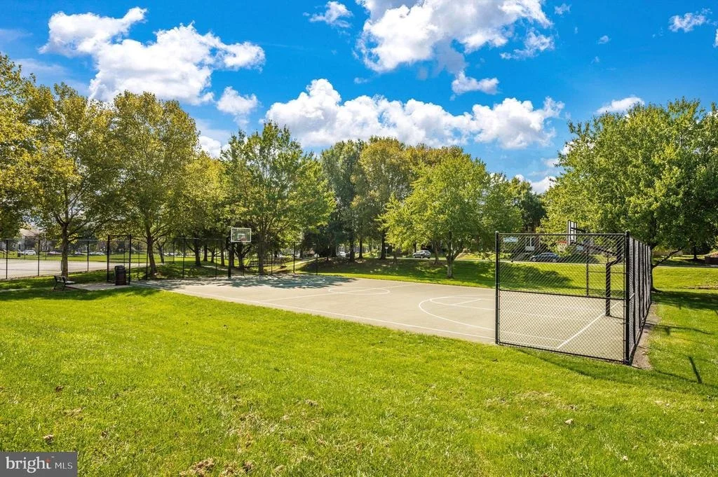 Photo of 2402 SHAKER LANE