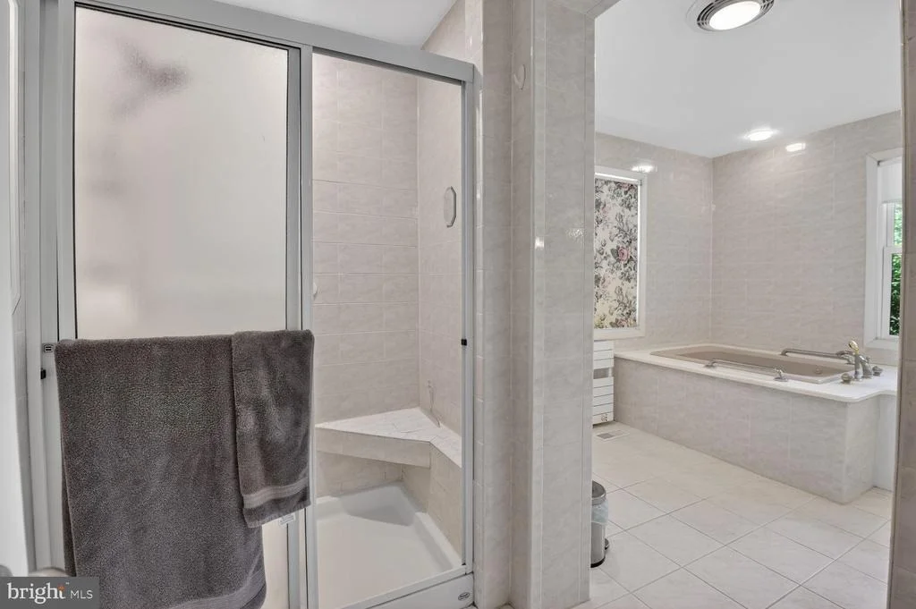 Photo of 13004 CHESTNUT OAK DRIVE