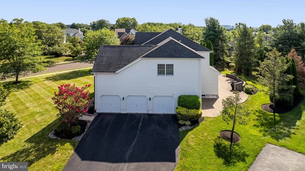 Photo of 112 EDWARDS DRIVE