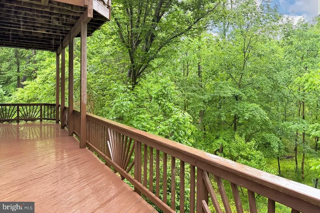 Photo of 8265 PRIVATE LANE