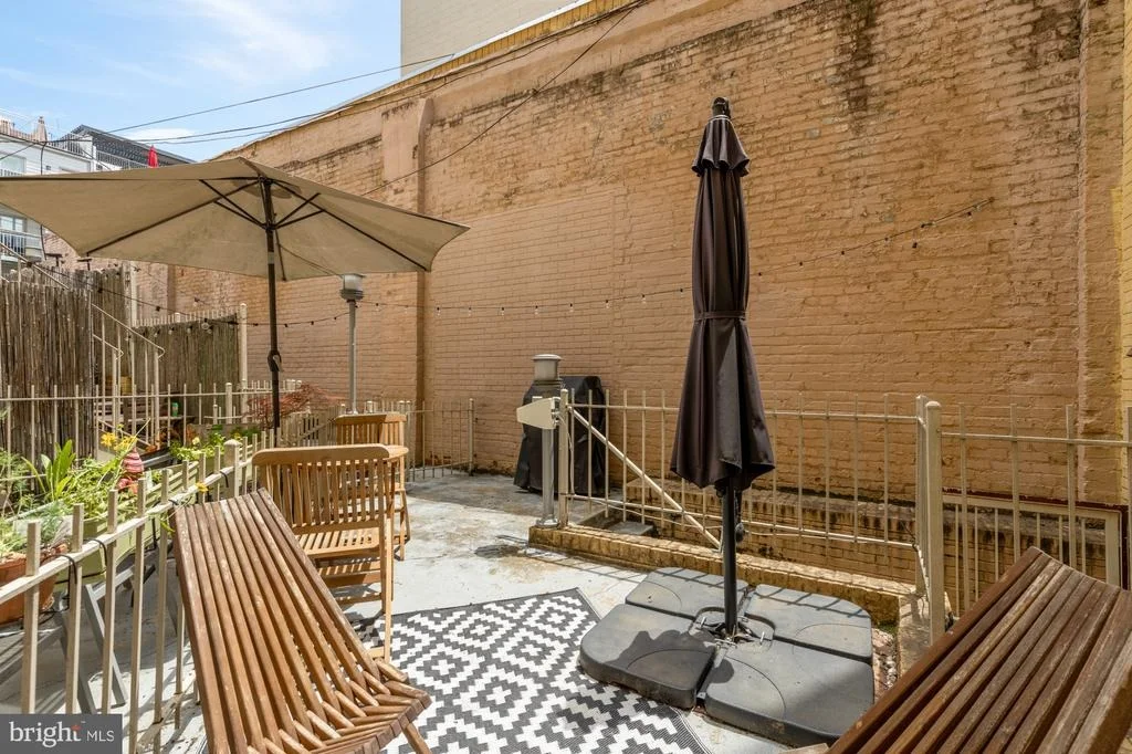 Photo of Unit 3 at 2363 CHAMPLAIN STREET NW