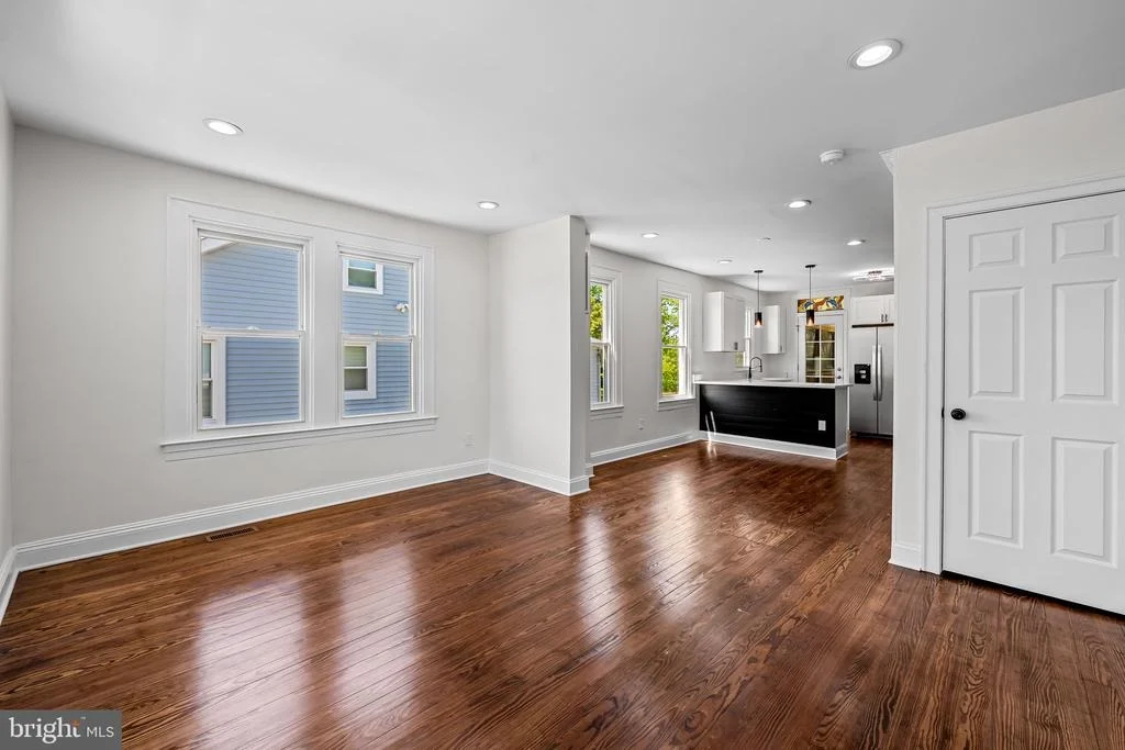 Photo of 112 LINHIGH AVENUE
