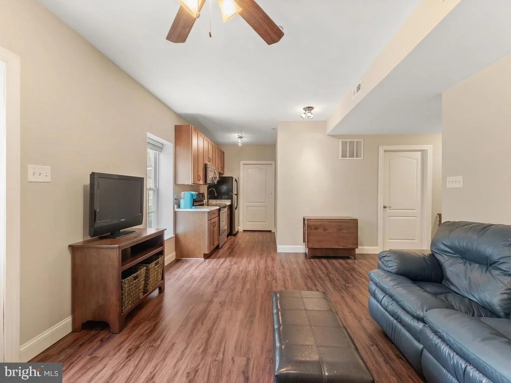 Photo of 995 WILDA DRIVE