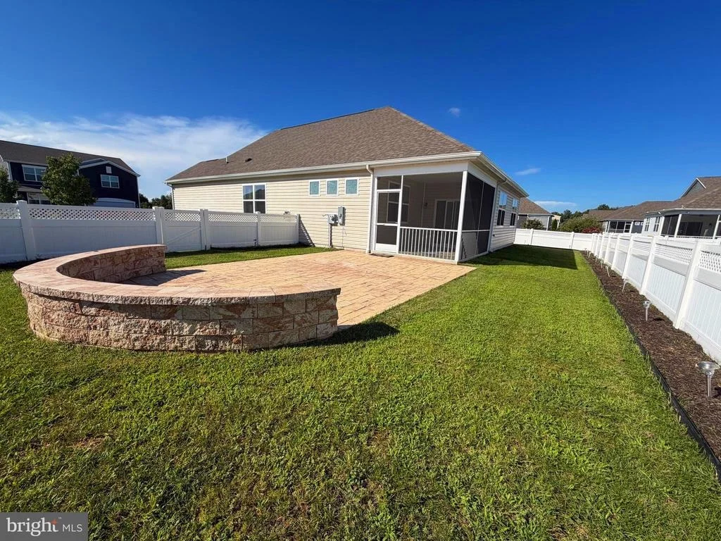 Photo of 20583 SMITHFIELD CIRCLE