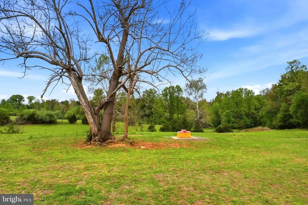 Photo of 481 JAMES CITY ROAD