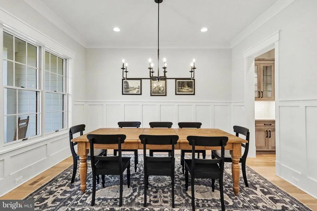 Photo of 2516 RAMBLING ROAD