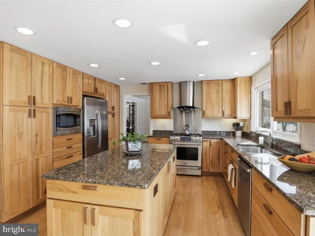 Photo of 8818 COLD SPRING ROAD