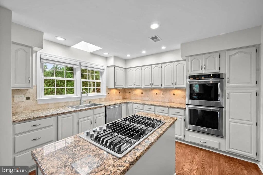 Photo of 10215 MARTINHOE DRIVE