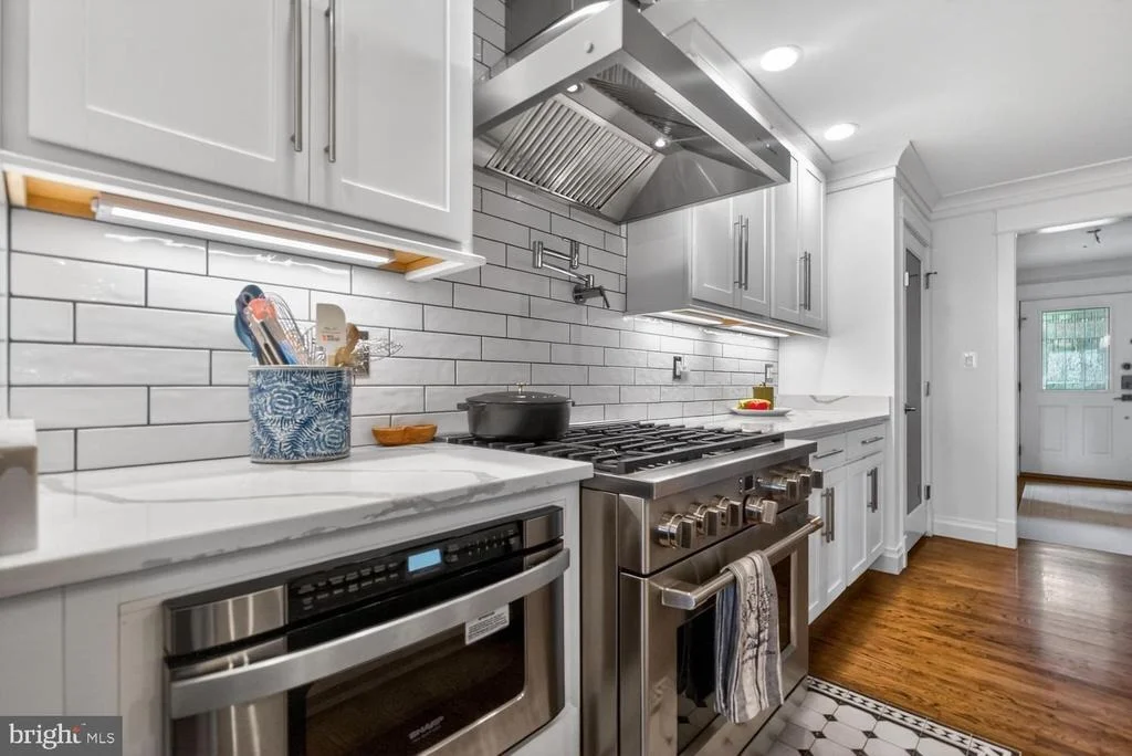 Photo of 5100 YORKTOWN BOULEVARD