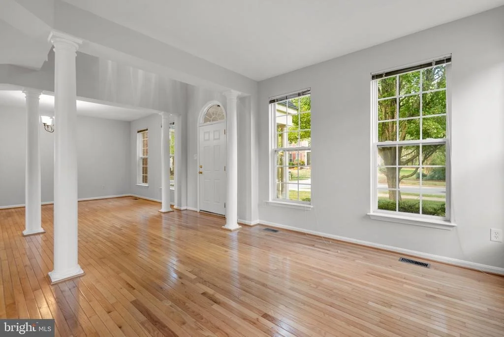 Photo of 18015 COACHMANS ROAD
