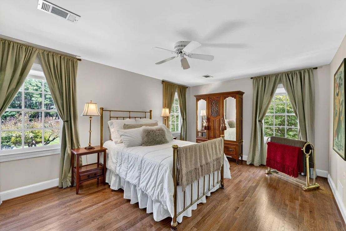 Photo of 23559 PARSONS ROAD