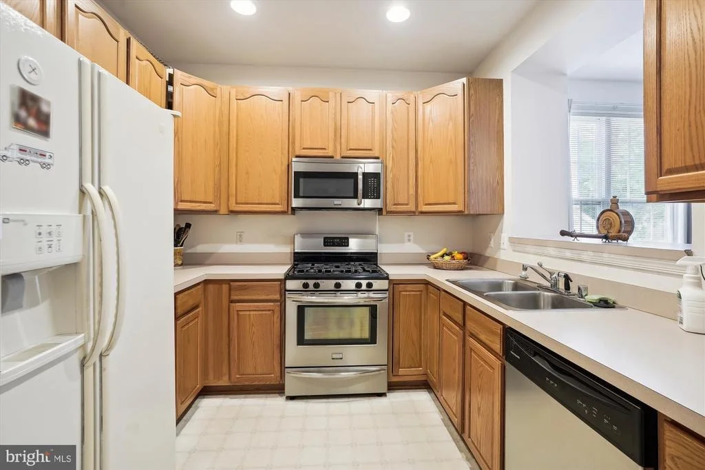 Photo of 6953 WALNUT HILL DRIVE