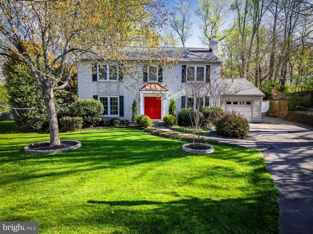 Photo of 6 STARLIGHT COURT