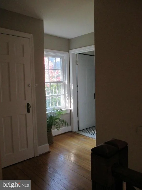 Photo of 424 CARROLL PARKWAY