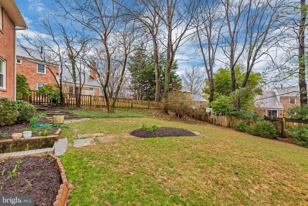 Photo of 8504 AQUEDUCT ROAD