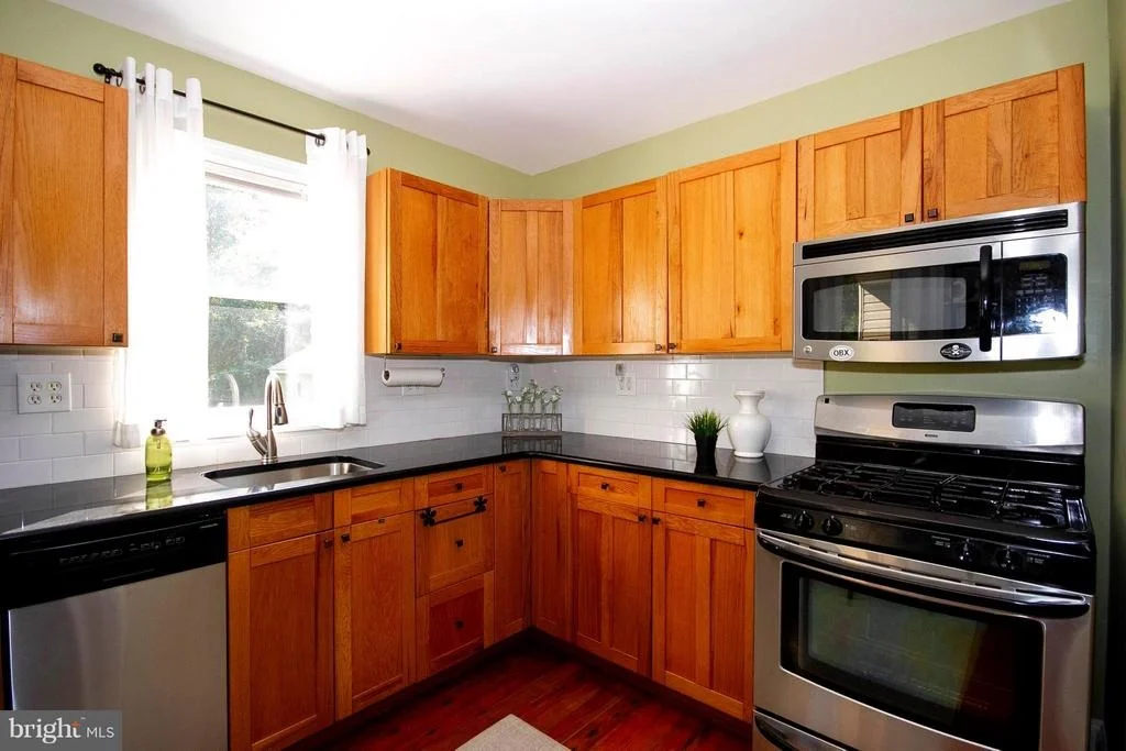 Photo of 987 PATUXENT ROAD