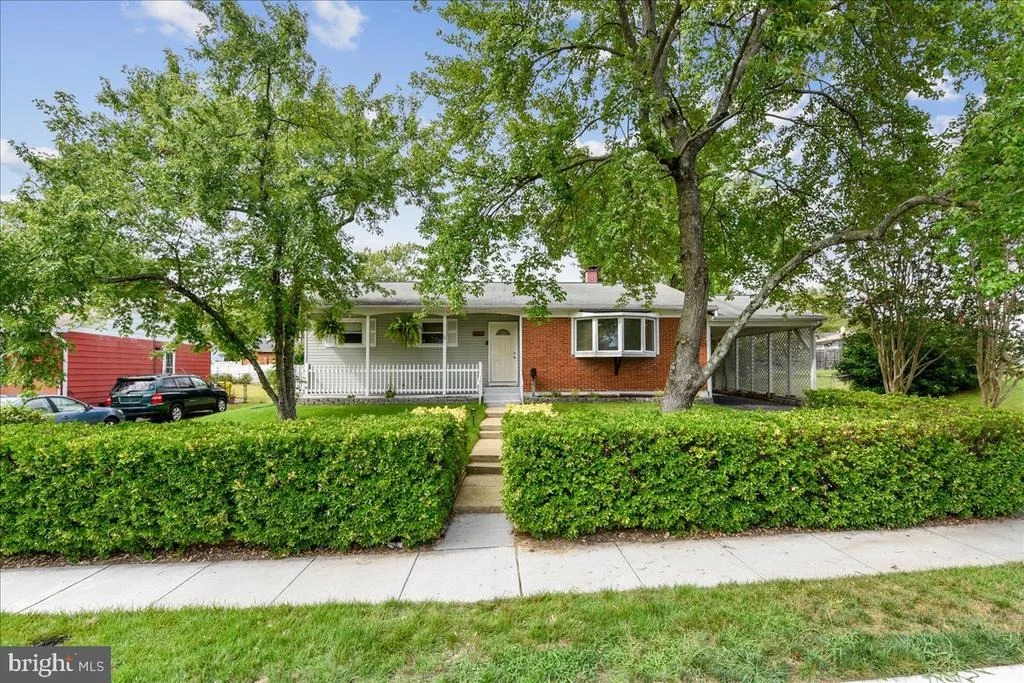 Photo of 222 SPRING GAP S
