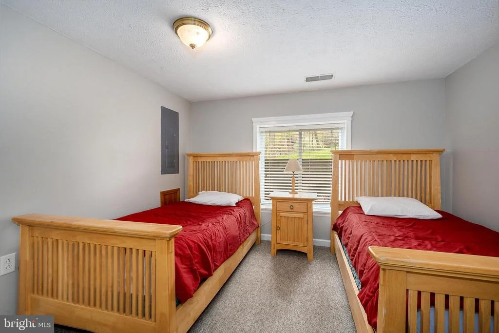 Photo of 638 GLENDALE ROAD