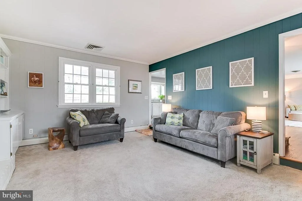 Photo of 9702 LONGVIEW DRIVE