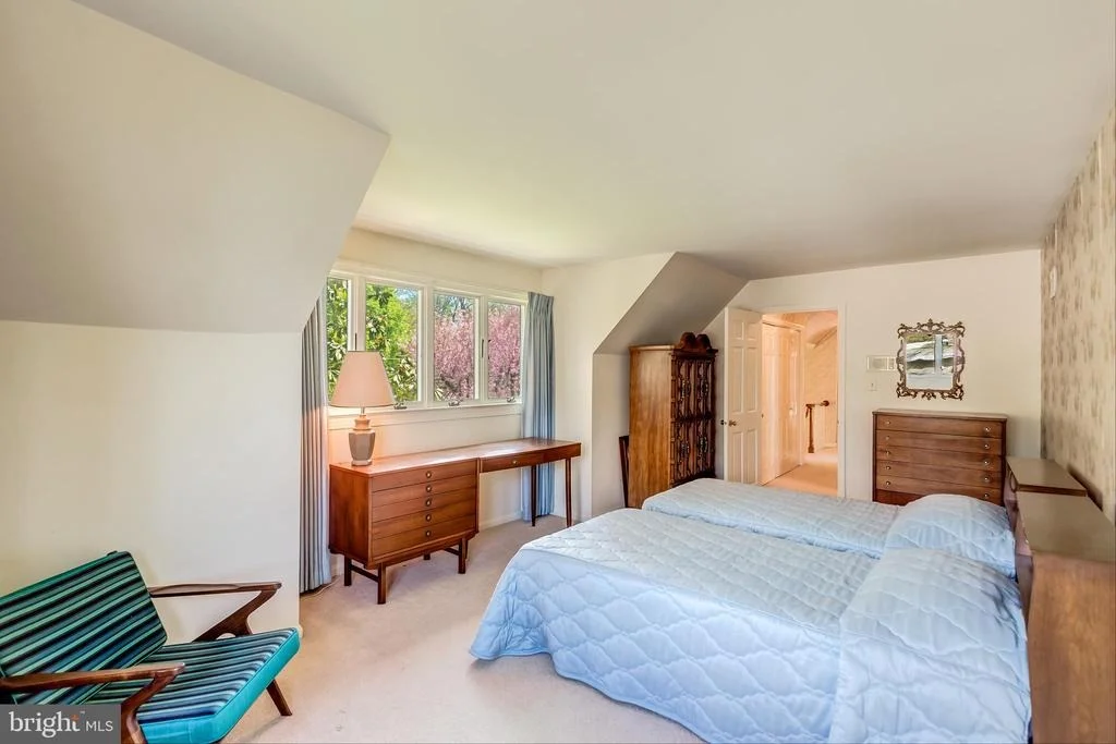 Photo of 5709 RIVER DRIVE