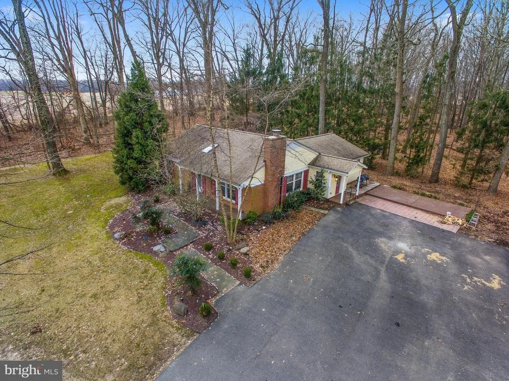 Photo of 6518 DAMASCUS ROAD