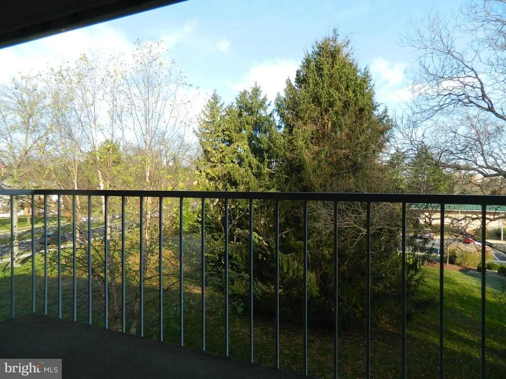 Photo of Unit 63B at 3603 GLEN EAGLES DRIVE