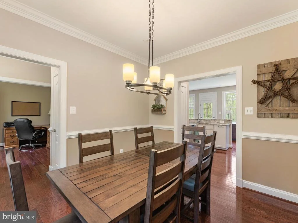 Photo of 995 WILDA DRIVE