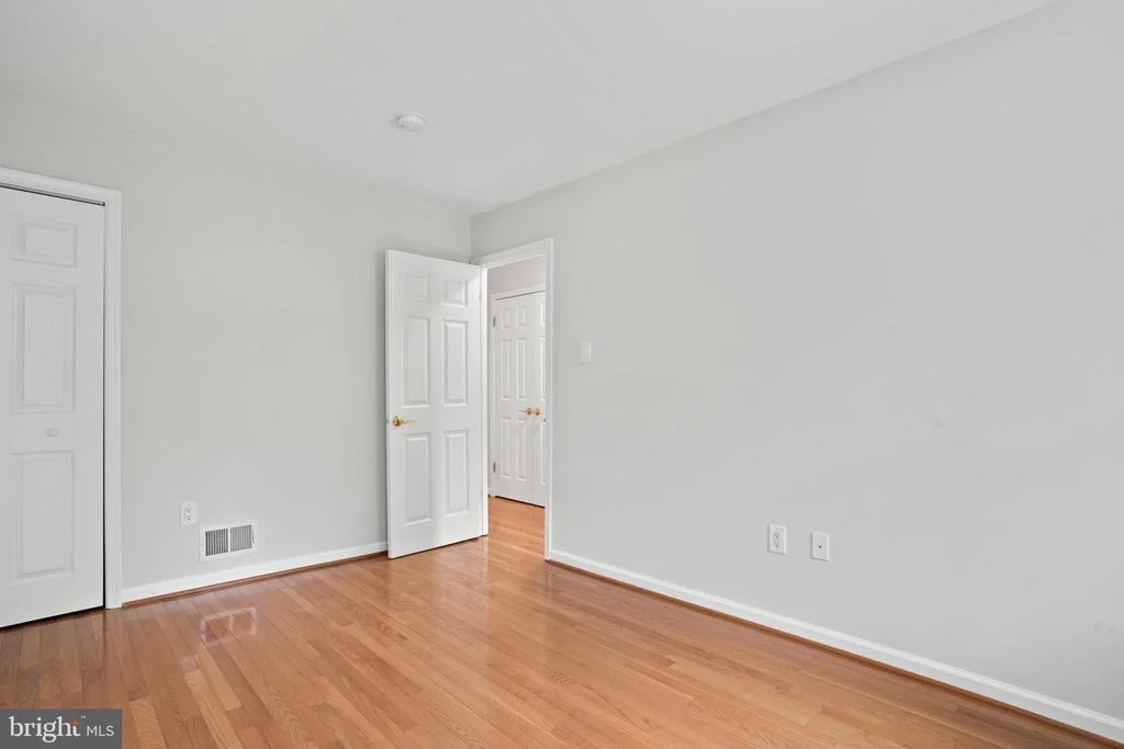 Photo of 1410 FALLSWOOD DRIVE