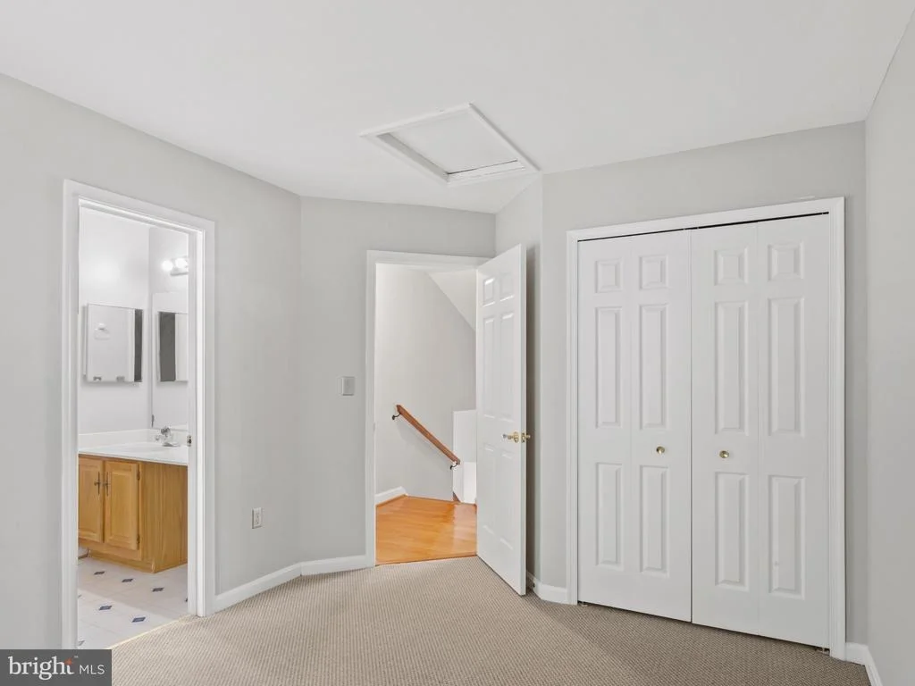 Photo of 9320 CREEKVIEW DRIVE