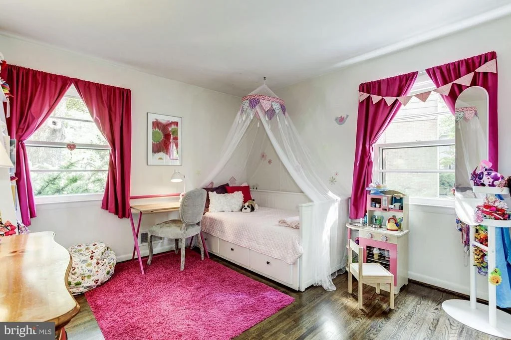 Photo of 7104 HADLOW COURT