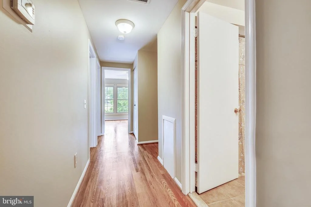 Photo of 2417 NEES LANE