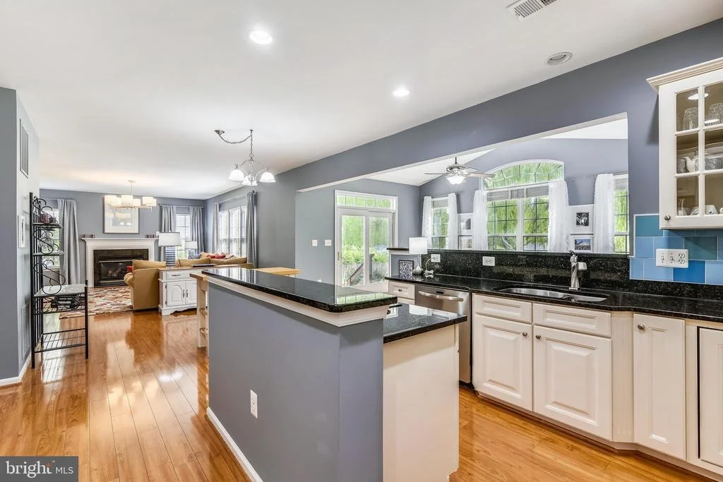Photo of 25853 SPRING FARM CIRCLE