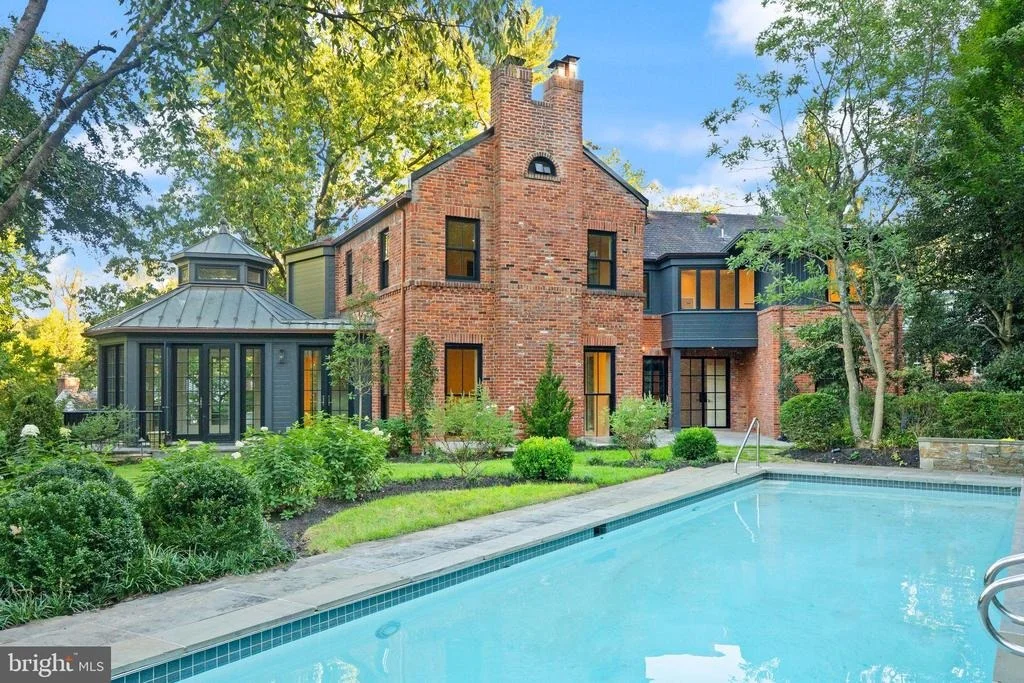 Photo of 3525 SPRINGLAND LANE NW
