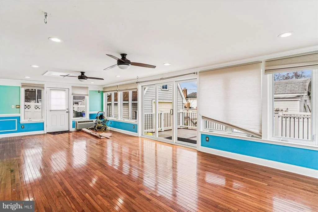 Photo of 417 WHITE OAK PLACE
