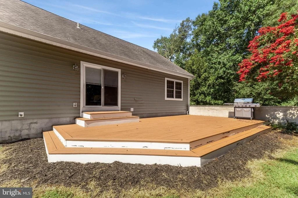 Photo of 33015 FOREST KNOLL DRIVE