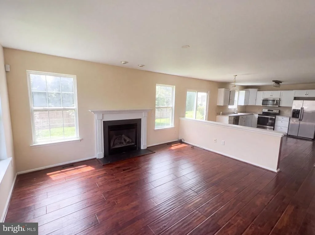 Photo of 32 LEENA LANE