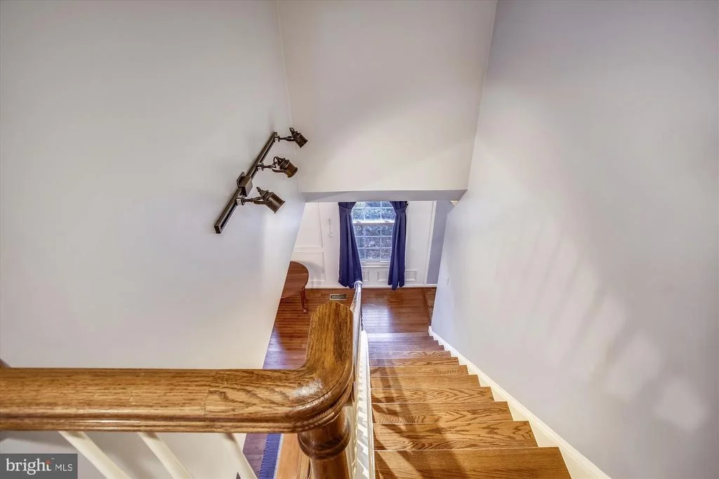 Photo of 7321 WALNUT KNOLL DRIVE
