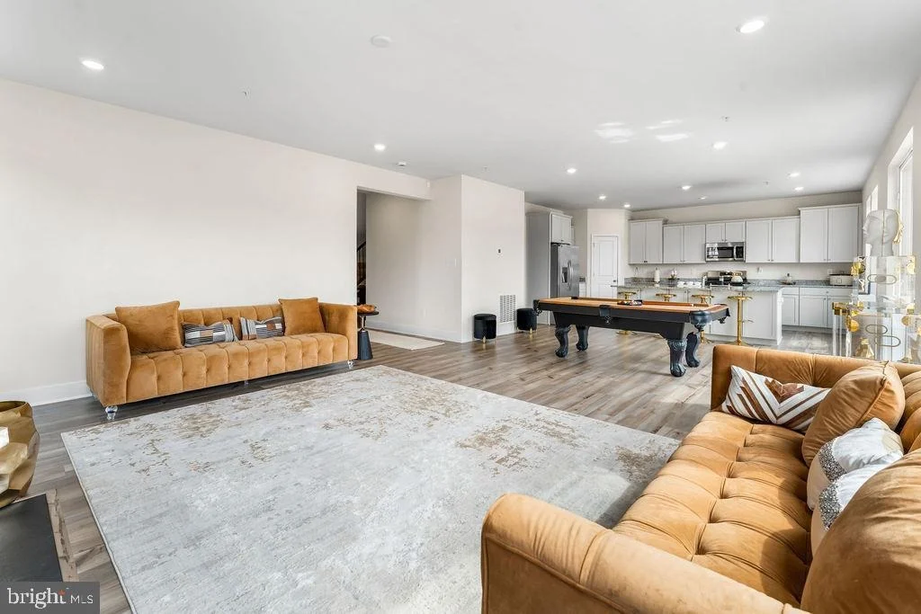 Photo of 5196 NEWPORT CIRCLE