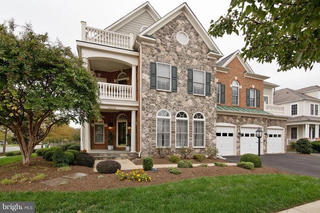 Photo of 43910 KITTIWAKE DRIVE