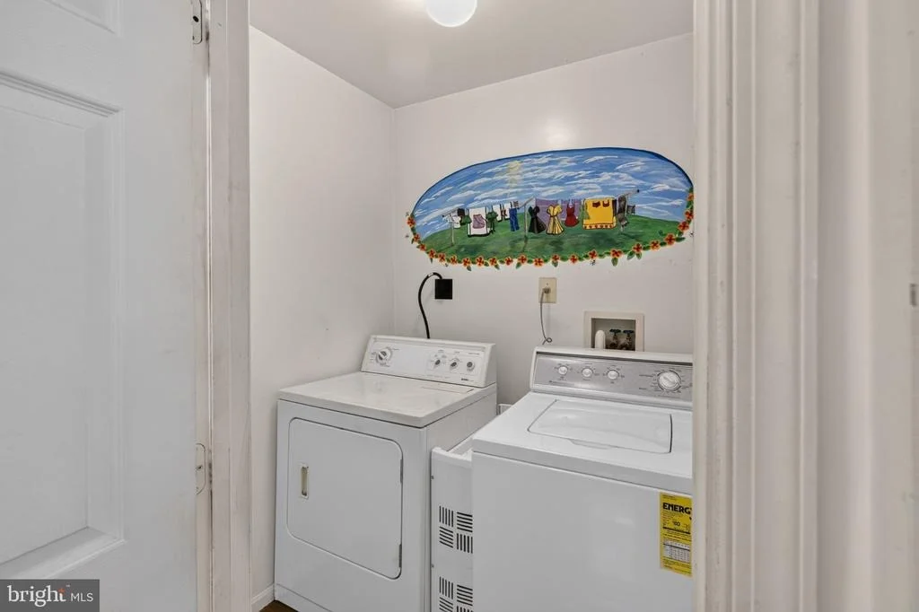 Photo of 9109 HELMSLEY DRIVE