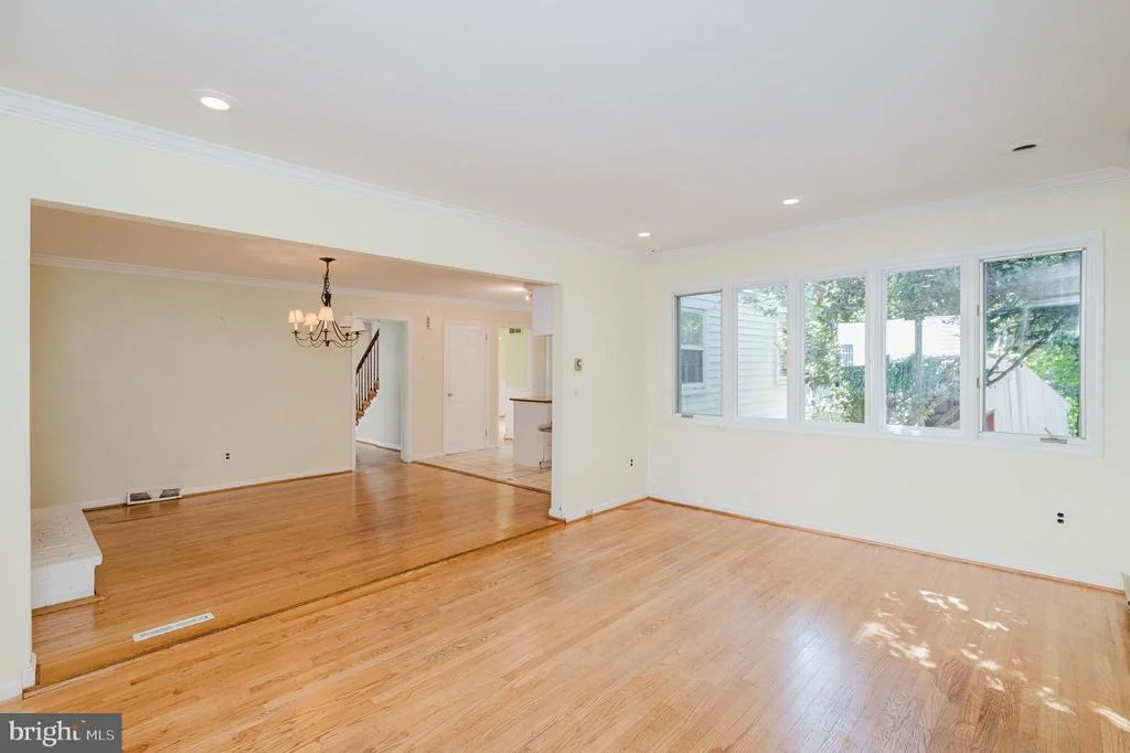 Photo of 318 BEACH DRIVE