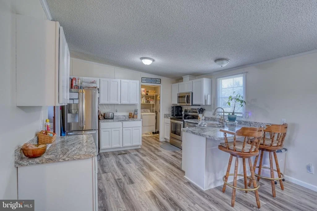Photo of 6195 WATSON ROAD