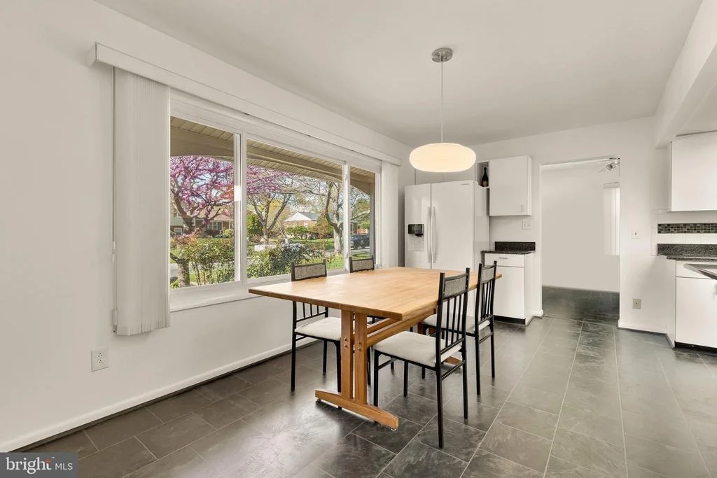 Photo of 1005 RUPPERT ROAD