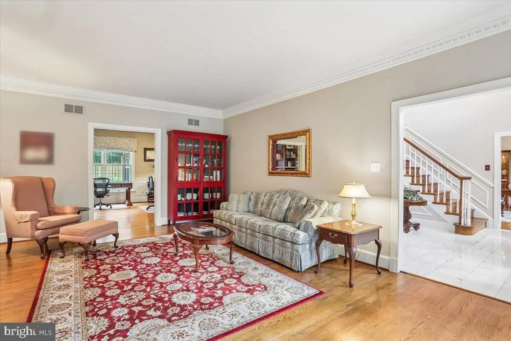 Photo of 899 LINGANORE DRIVE