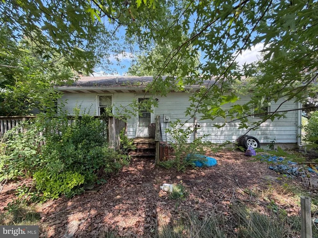 Photo of 10540 WORTON ROAD