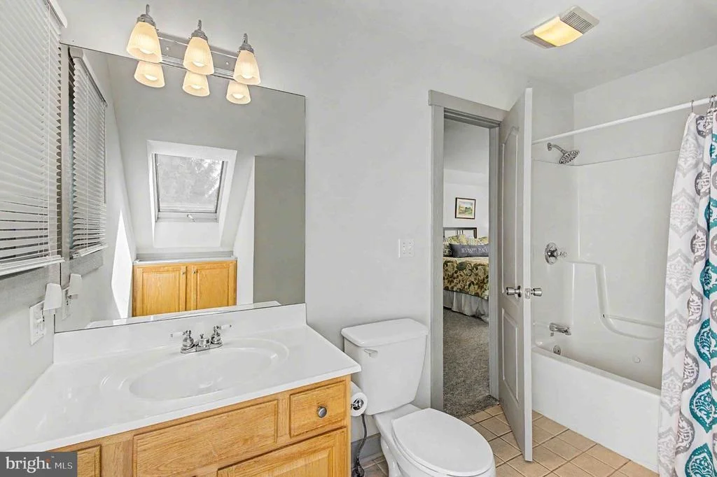 Photo of 296 LAKE POINTE DRIVE
